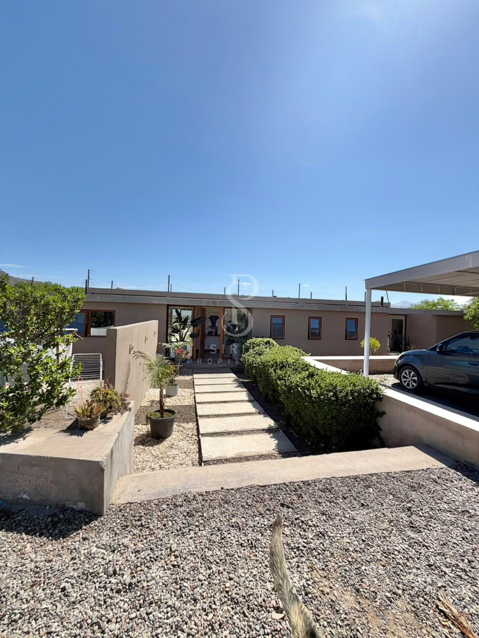 Arriendo de casa en parcela en Valle Dorado